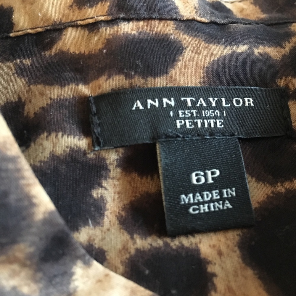 Button-Up Leopard Print Blouse - Picture 5 of 5